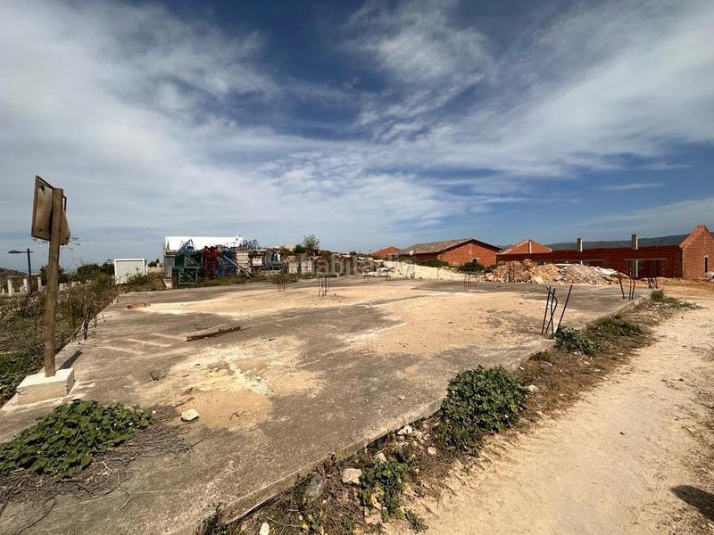 Foto 6f266ab9-782a-48b5-bcc9-5e6e64bf1c9d. Terreno residencial parcela urbana con proyecto en Énova (l´)