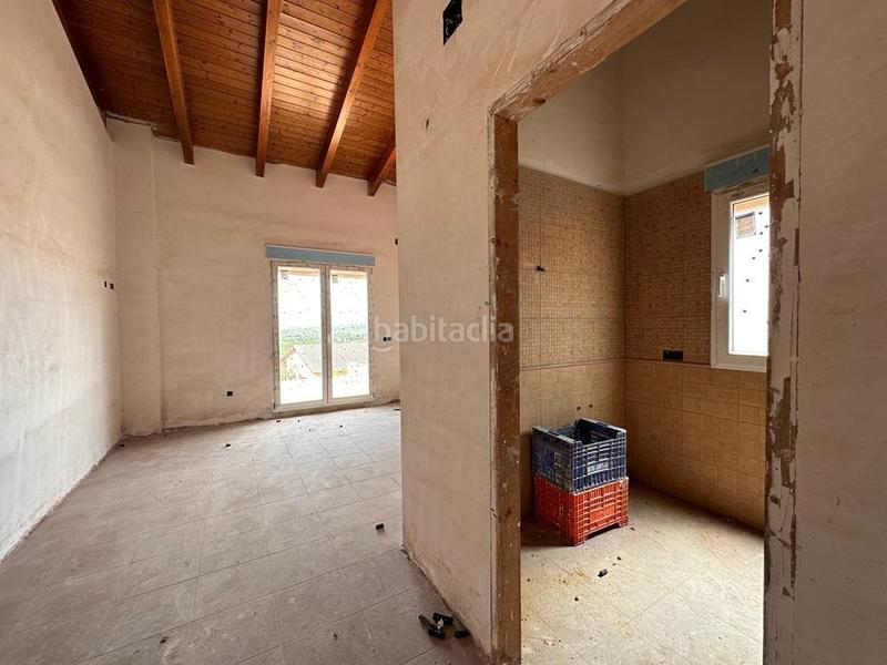 Foto f0de379f-ca46-42e7-a6db-6405a30da67e. Terreno residencial parcela urbana con proyecto en Énova (l´)