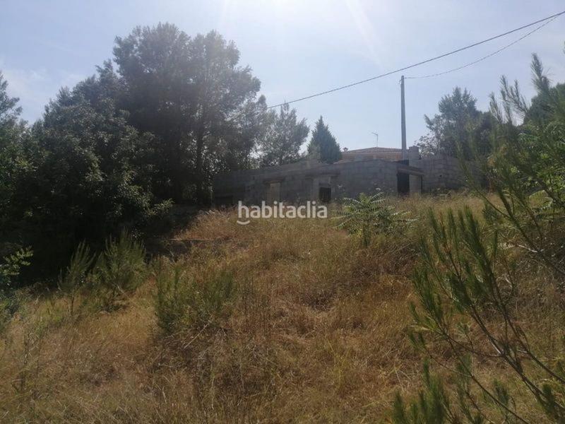 Foto e2e5b1a7-c170-44e3-ae6e-fcb3039d4a64. Masía terreno rústico con punto de luz y agua en Llombai