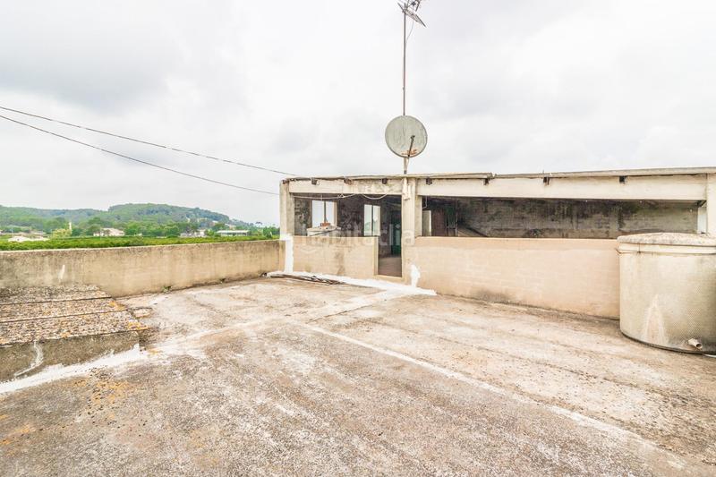 Foto 0796dbf3-c34d-4c0b-a21c-8bb7c8d42c56. Casa amb aparcament a Manuel