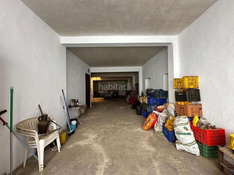 Foto 6b864924-a2ca-45aa-900f-42fda40a3fb4. Casa  de dos plantas con almacén en pleno centro en Carlet
