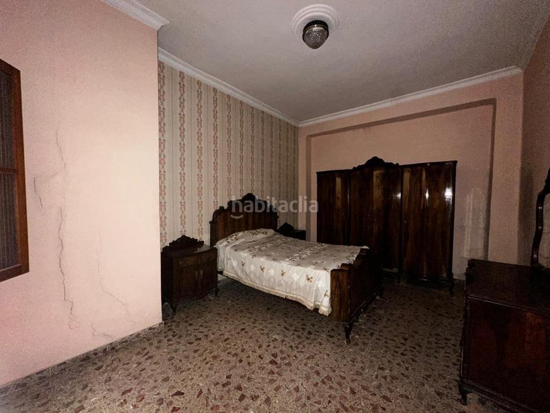 Foto ef355575-9329-46a6-a998-529d3484a6b0. Casa  de dos plantas con almacén en pleno centro en Carlet