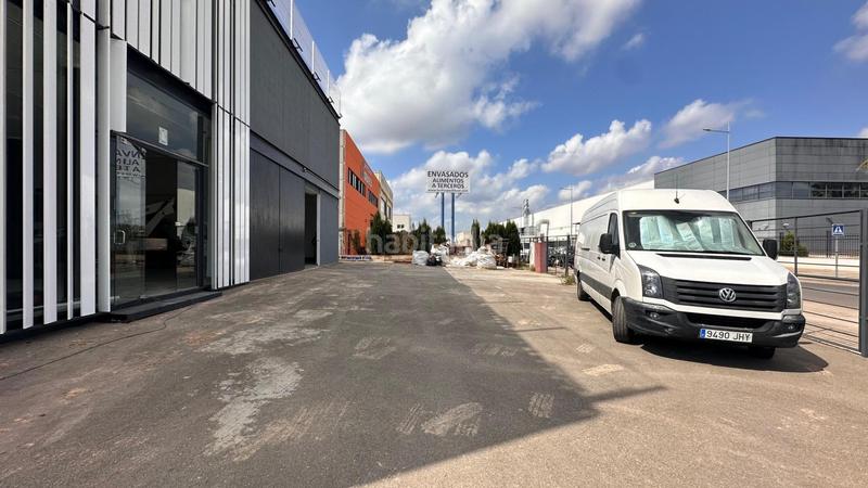 Foto 1df8278c-9d8c-45b7-b713-2efa290f1ed4. Nave industrial  en venta y alquiler en Algemesí