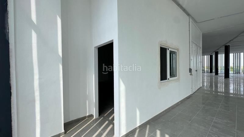 Foto 76cbdeb1-a4d4-41e0-b815-49ea4806a160. Nave industrial  en venta y alquiler en Algemesí