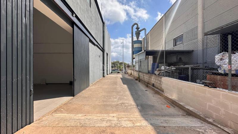 Foto 9b303f52-b3a1-491e-9a87-8e5480829815. Nave industrial  en venta y alquiler en Algemesí