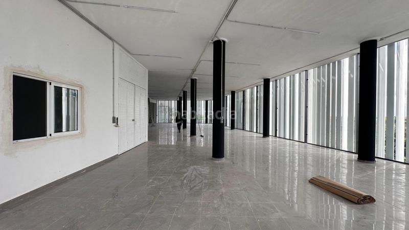 Foto c76ab248-1551-43b8-89a1-d38457c88496. Nave industrial  en venta y alquiler en Algemesí