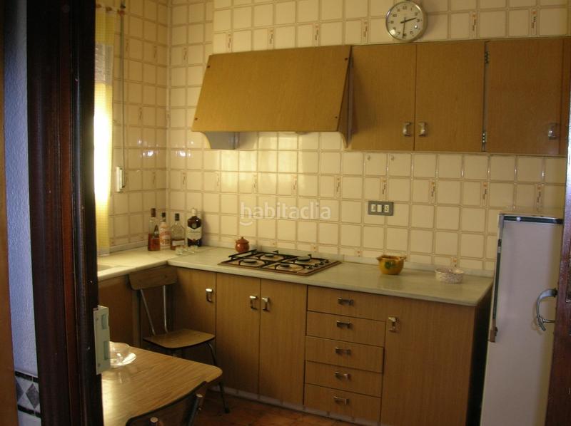Foto 02a7d13e-ba3e-4dab-aed3-c38f80ab3717. Casa edificio con casa piso garaje en Masalavés