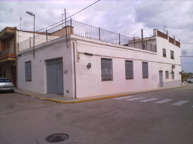 Foto 1131bb93-454d-49f4-aba3-3cbe544cd00f. Casa edificio con casa piso garaje en Masalavés