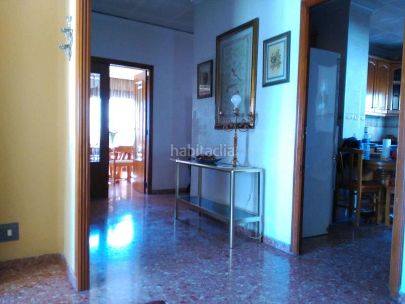 Foto 6ca2b3c9-4d33-4f3e-964b-be1f17c60e06. Casa edificio con casa piso garaje en Masalavés