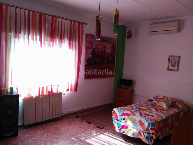 Foto b54d6c9a-c436-4837-9e6d-2d8a9db2aad1. Casa edificio con casa piso garaje en Masalavés