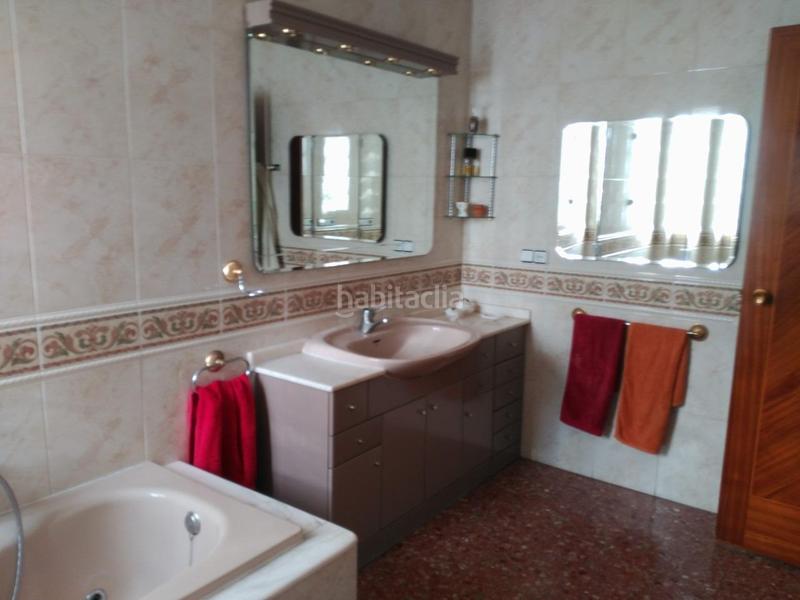 Foto f1aa64d3-6f37-4354-9e3b-8538ce3612ce. Casa edificio con casa piso garaje en Masalavés