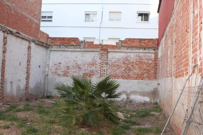 Foto c74185df-33c4-4ac5-836f-8962baff66f9. Terreno residencial suelo urbano en Alquenència - Venècia Alzira