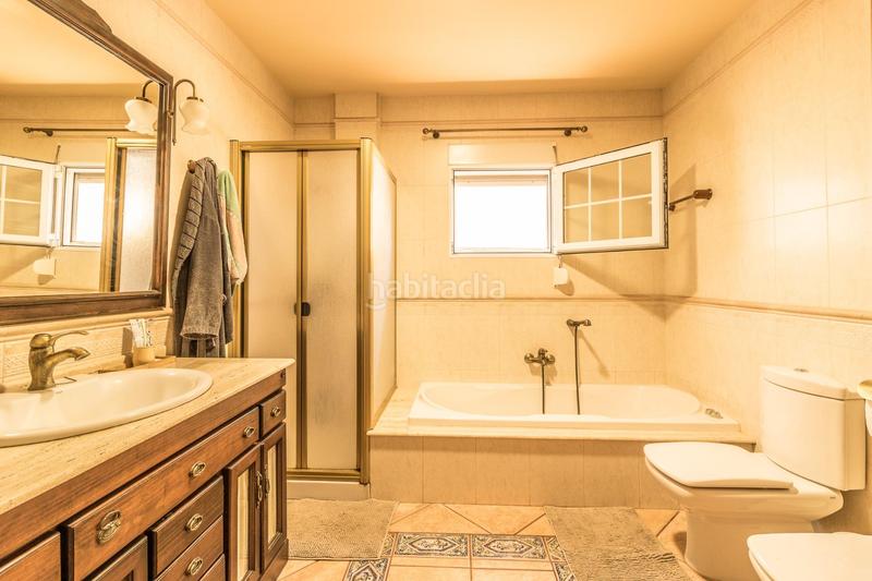 Foto 0aaef437-7552-40cb-a380-764103318111. Reihenhaus mit parking in Senyera