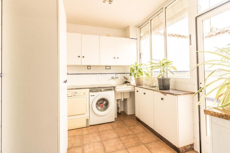 Foto 17843b18-316e-45a6-bc8e-332bb0686f53. Reihenhaus mit parking in Senyera