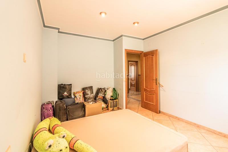 Foto 69fddf9d-7dd7-444a-80d6-d446d924ad66. Reihenhaus mit parking in Senyera