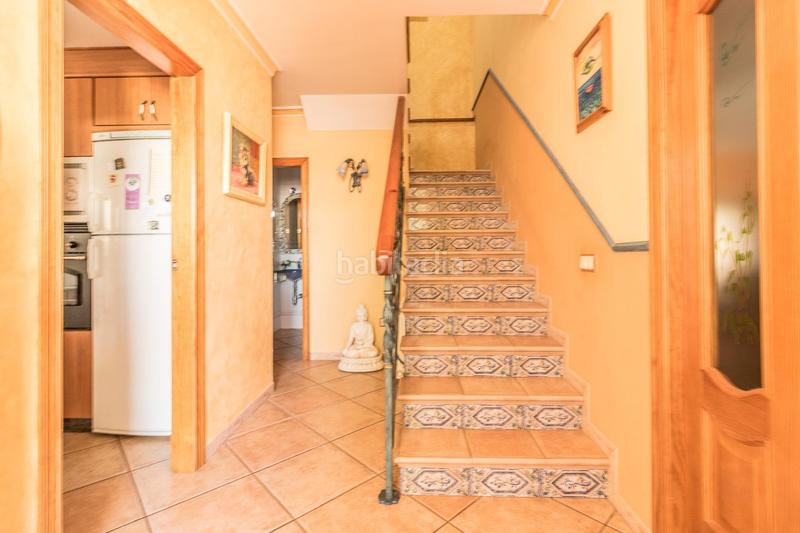 Foto 8b57ec9c-feca-4fd7-bd0b-8d2d5c38df59. Reihenhaus mit parking in Senyera