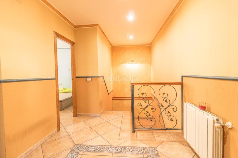 Foto 97fda0d0-1fba-445d-93de-b8a7ff2ff5a4. Reihenhaus mit parking in Senyera