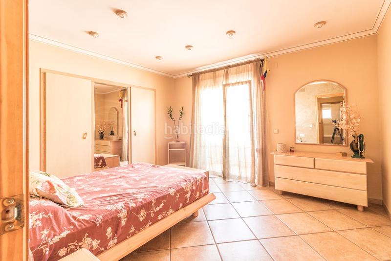 Foto a51be690-c221-4708-a6bf-4aa01aa0919e. Reihenhaus mit parking in Senyera