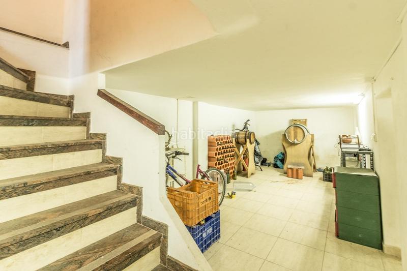 Foto e86123d4-fcca-418f-bc2f-ccd9607da572. Reihenhaus mit parking in Senyera