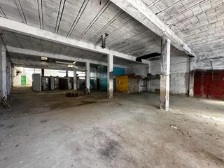 Bâtiment à usage industriel  Calle jose garrigos. Atención! se vende nave industrial en real con salida a dos call