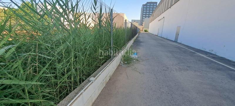 Foto cdea1bfd-72e2-48ef-a68b-eba34efd1f61. Bâtiment à usage industriel avec chauffage dans Alfafar