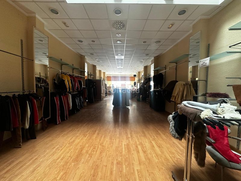 Foto 7de241cf-30a9-4101-ab2e-abfb745f98ff. Local comercial a Llombai