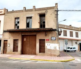 Casa  Valencia. Casa esquinera para reformar en alginet