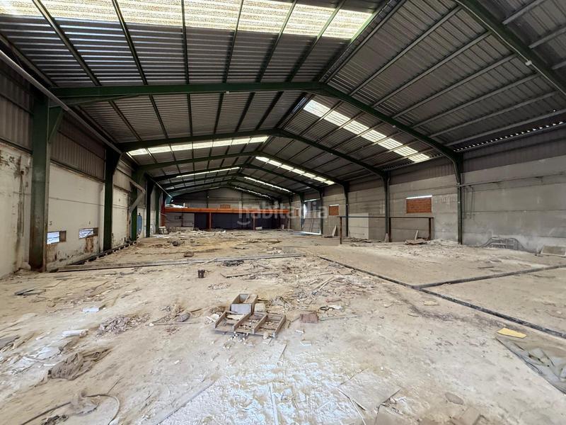 Foto bea15be3-91d4-4399-af0d-601703077c62. Terreno residencial suelo rústico con dos naves y una vivienda en Canals