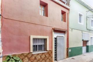 Casa a Xàtiva. Chalet adosado en xàtiva
