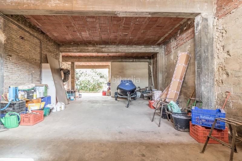 Foto 19662733-32a9-4852-be4c-eb181eccb43d. Edificio  con gran potencial en Carlet