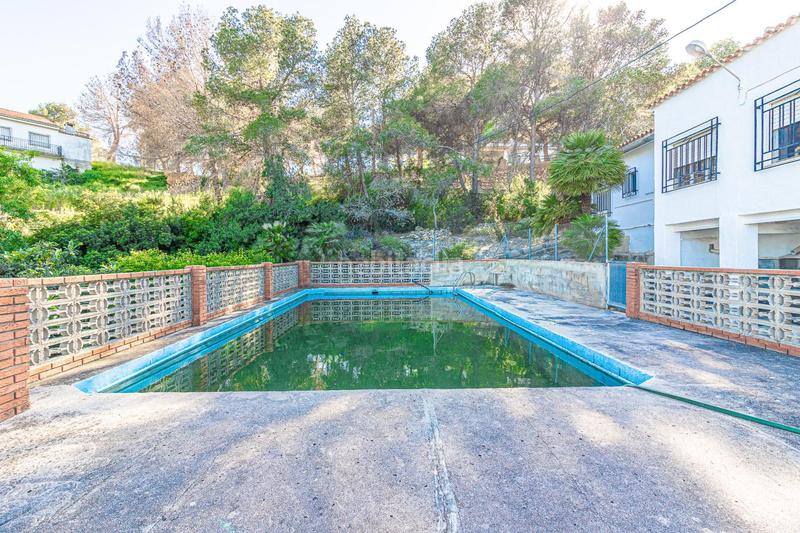 Foto e5ddcbe1-1dbd-4ecb-8b2b-b5d8cd08d690. Casa chalet rústico en venta en Carlet