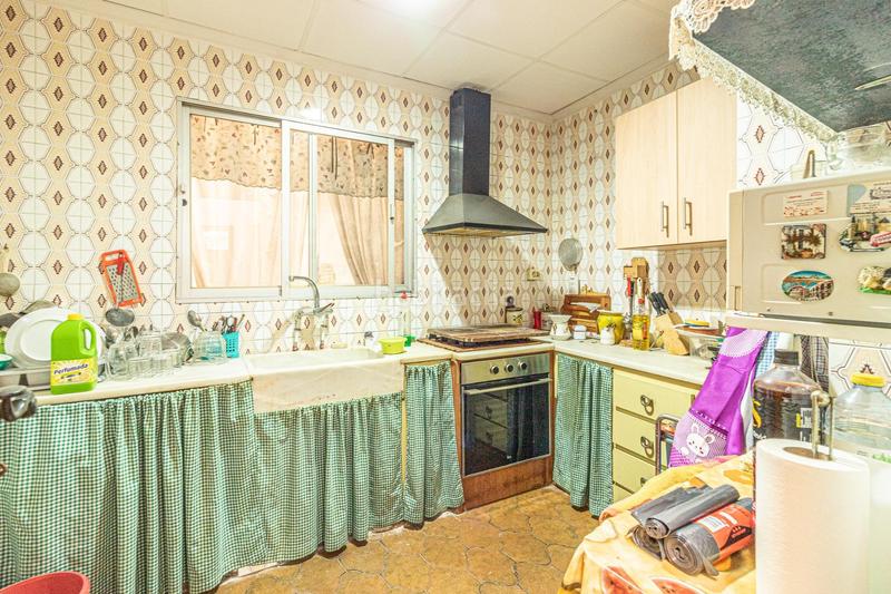 Foto 9852943b-695d-4e8f-8691-be8efa913ffa. Maison avec parking dans Manuel