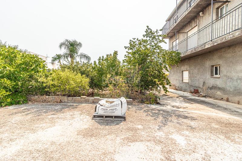 Foto 755ff667-6735-48de-84c1-9bce9ba668f7. Chalet tu próximo hogar te espera en los lagos en Alginet