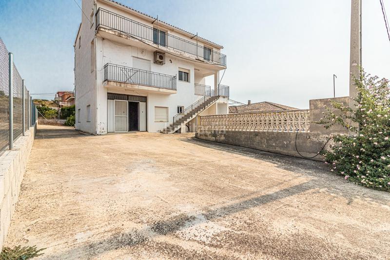 Foto e5997966-1ab9-4a4c-80ef-542a798b777c. Chalet tu próximo hogar te espera en los lagos en Alginet