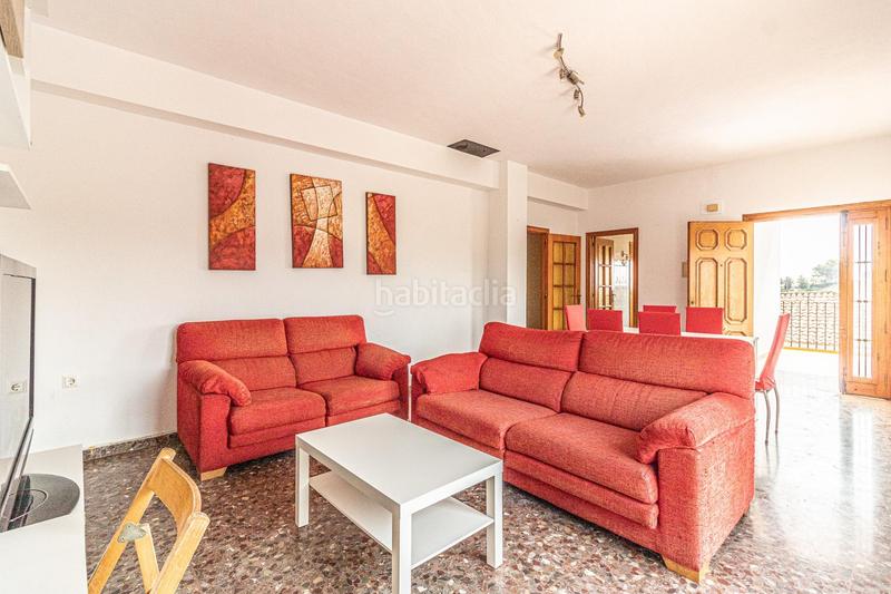Foto f4f07bf8-0f4e-4d4d-9716-615473ac7340. Chalet tu próximo hogar te espera en los lagos en Alginet