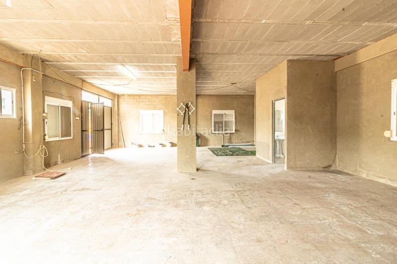 Foto faba3c4f-8593-40f3-97dc-9599175ad36a. Chalet tu próximo hogar te espera en los lagos en Alginet