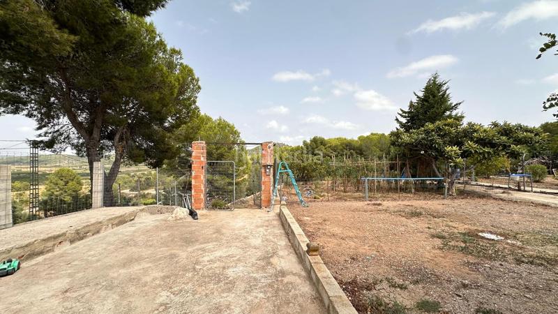 Foto 9fa2b92f-56f1-4b2a-8fae-4894526f4cc2. Casa  de campo rústica en venta en Llombai