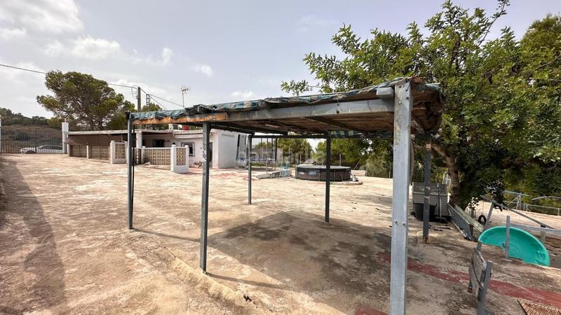 Foto f1aa5f11-bbb3-465e-8af5-e73b3fd0b57d. Casa  de campo rústica en venta en Llombai