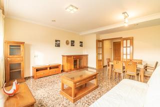 Miete Etagenwohnung in Carlet. Piso zona notaría carlet