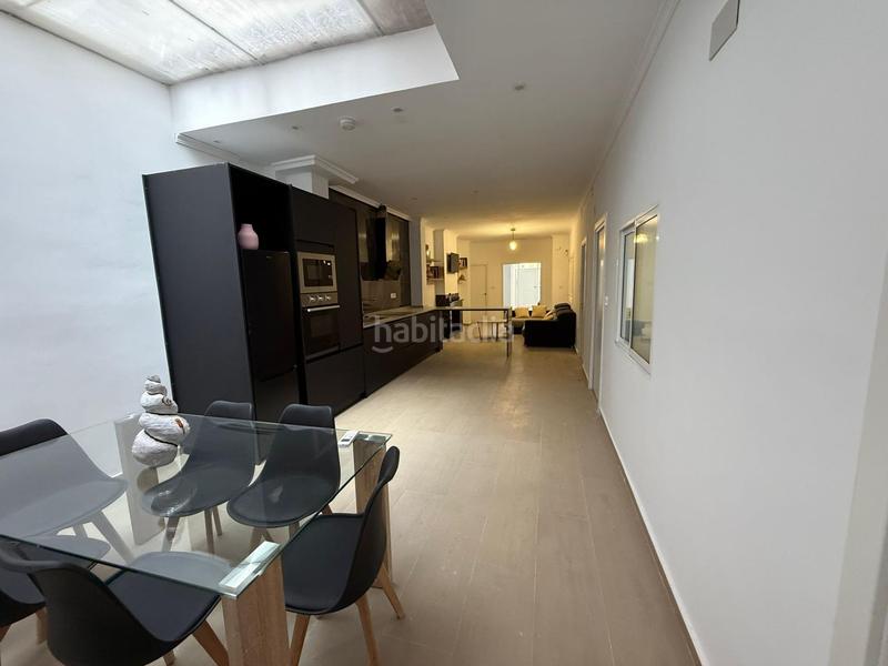 Foto bc8b49f4-eb9a-47f8-b466-25fe68ac19b3. Location rez-de-chaussée dans Carlet