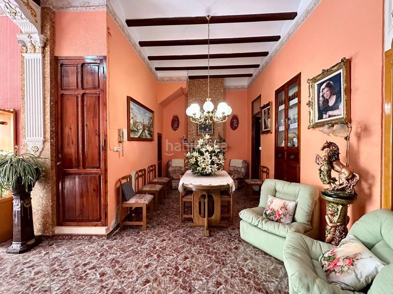 Foto 7b04f6d5-79bd-4ec6-a846-5e3dddb71a94. Maison avec parking dans Alberic