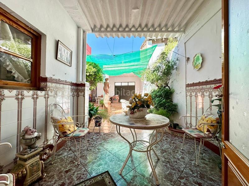 Foto 7e4af77f-cf85-4243-b056-df4f5f543d51. Maison avec parking dans Alberic