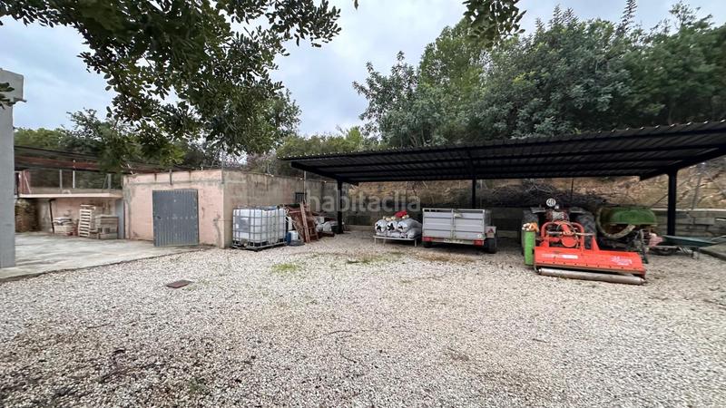 Foto bed65d27-f39d-4a75-8c60-b458387cc204. Xalet amb piscina a Tous