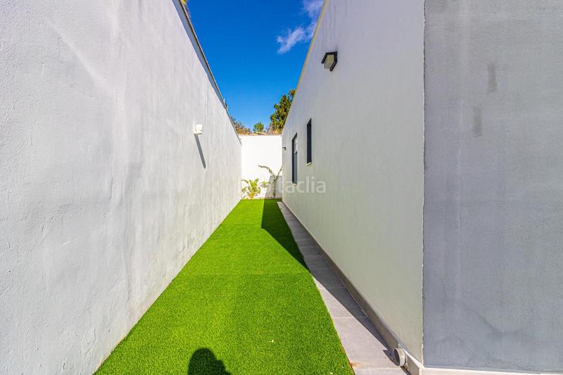 Foto a75f3cf0-216d-4080-b82e-bb8277befdd7. Chalet avec parking piscine dans Catadau