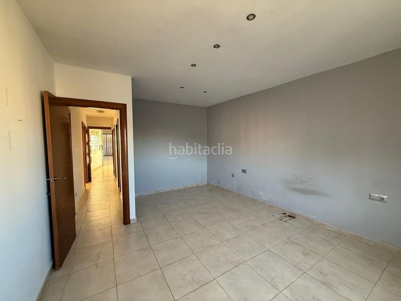 Foto d4071dfb-3f3a-48fa-9e81-271c284f3e61. Pis a Benifaió