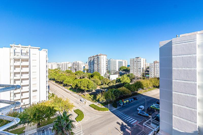 Foto 4fb576a1-ebd2-4a49-82d3-458bba8ebe7b. Etagenwohnung mit parking pool in Playa de Gandía Gandia
