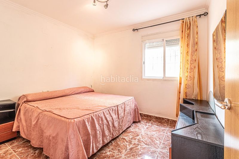 Foto 49efa975-8a45-4900-ab30-6f1994b15bf1. Xalet amb aparcament piscina a Alginet