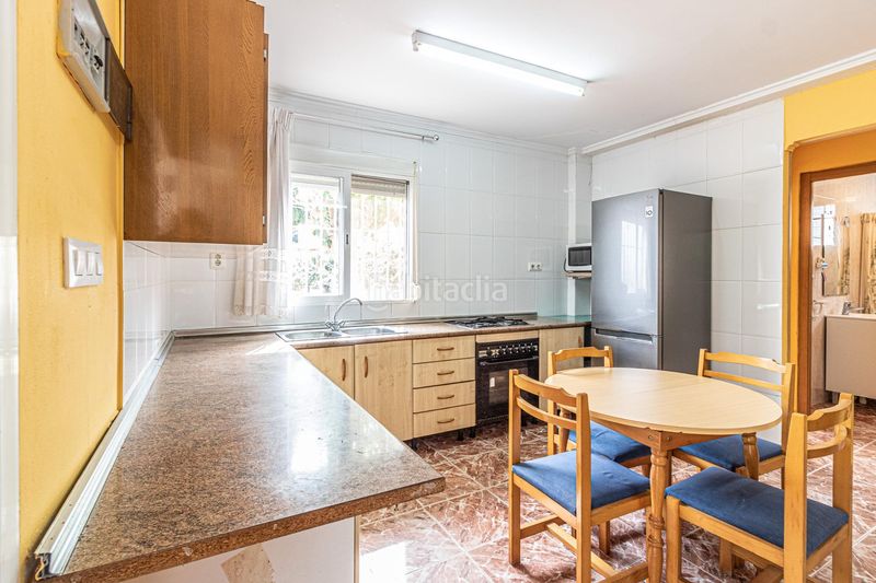 Foto ec5f2280-6abf-4fac-8153-5e494907d3e8. Xalet amb aparcament piscina a Alginet