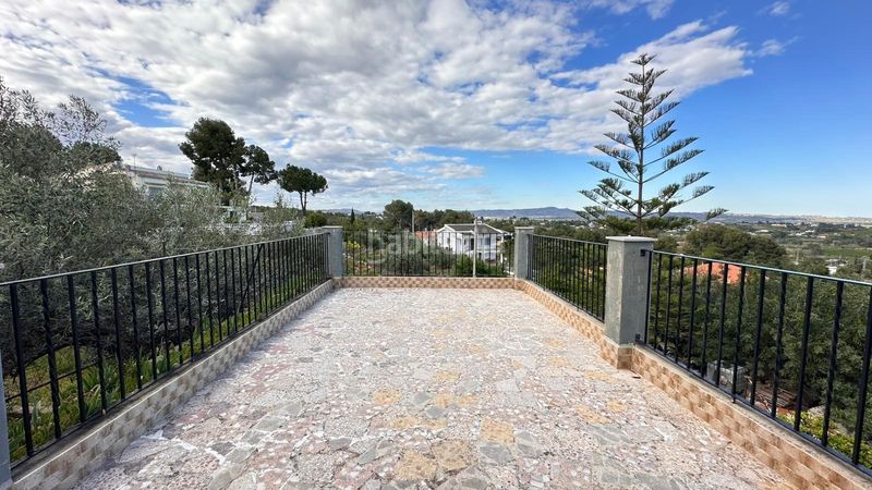 Foto 67dd8ad8-97a4-4acc-90d4-319f7cc0852e. Casa amb aparcament piscina a Carlet