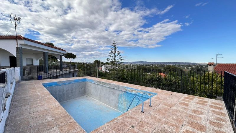 Foto c45bf46a-23f2-4094-b155-84afcb7db8c6. Casa amb calefacció aparcament piscina a Carlet